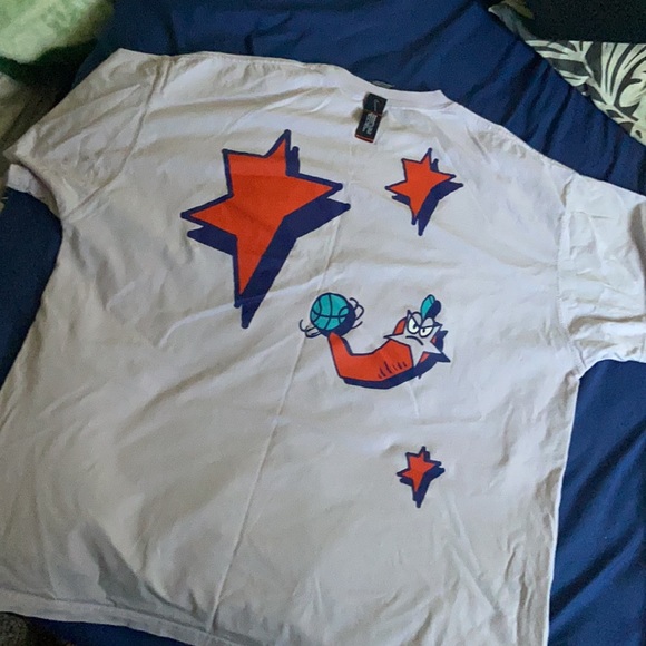 Nike Tee - Picture 2 of 2